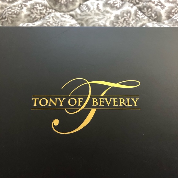 Wig - “Fall” - Picture 7 of 7